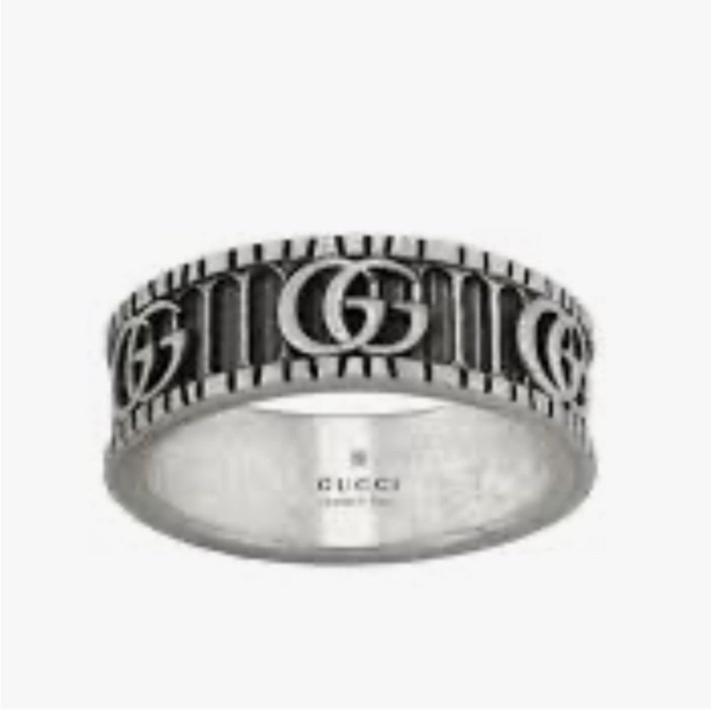 🌟GUCCI RING WITH DOUBLE G IN SILVER